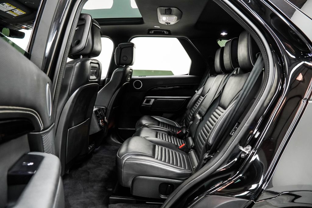 Used 2022 Land Rover Discovery HSE R-Dynamic image 18