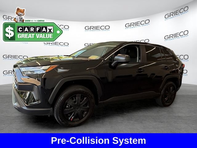 Used 2025 Toyota RAV4 LE FWD image 3