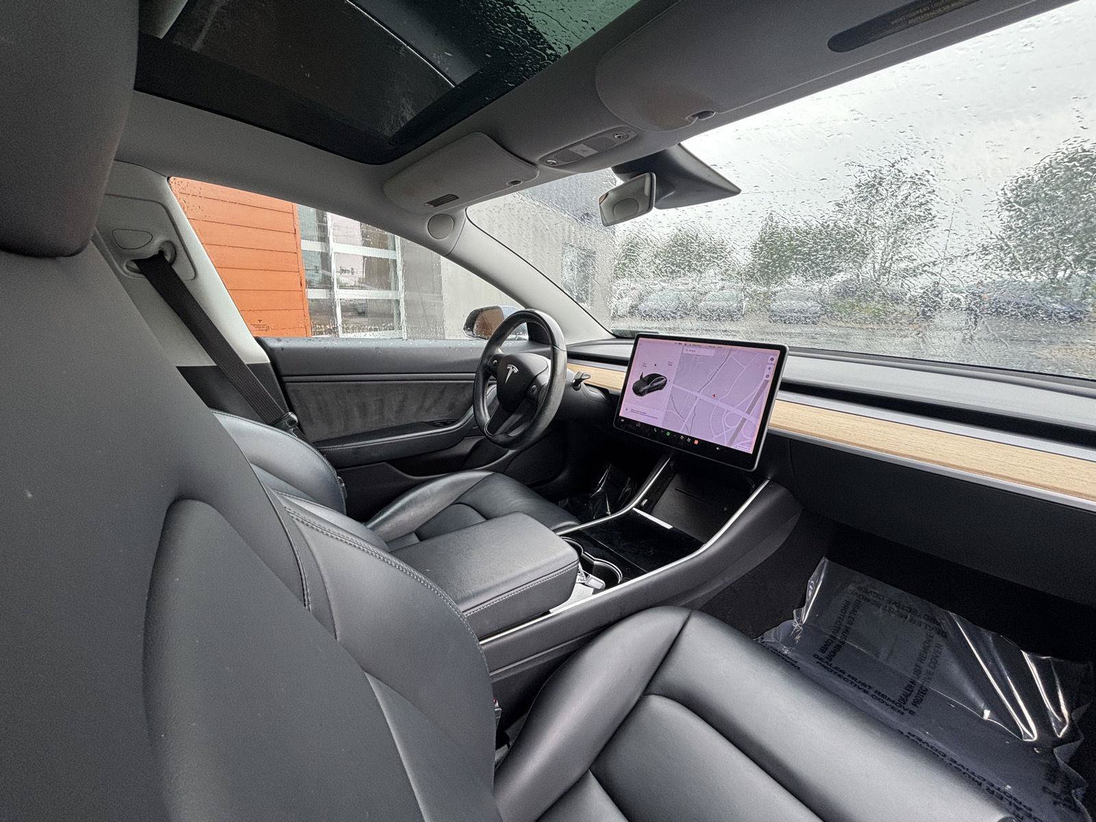 Used 2019 Tesla Model 3 Long Range AWD/4WD image 16