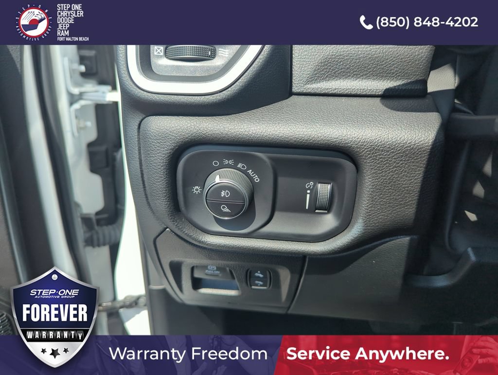 Used 2023 RAM 1500 Big Horn AWD/4WD image 19