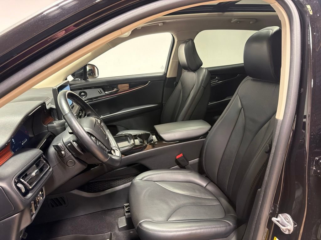 Used 2023 Lincoln Nautilus Reserve w/ Equipment Group 201A AWD/4WD image 58