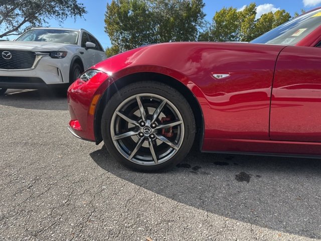 Used 2019 MAZDA MX-5 Miata RF Grand Touring image 11