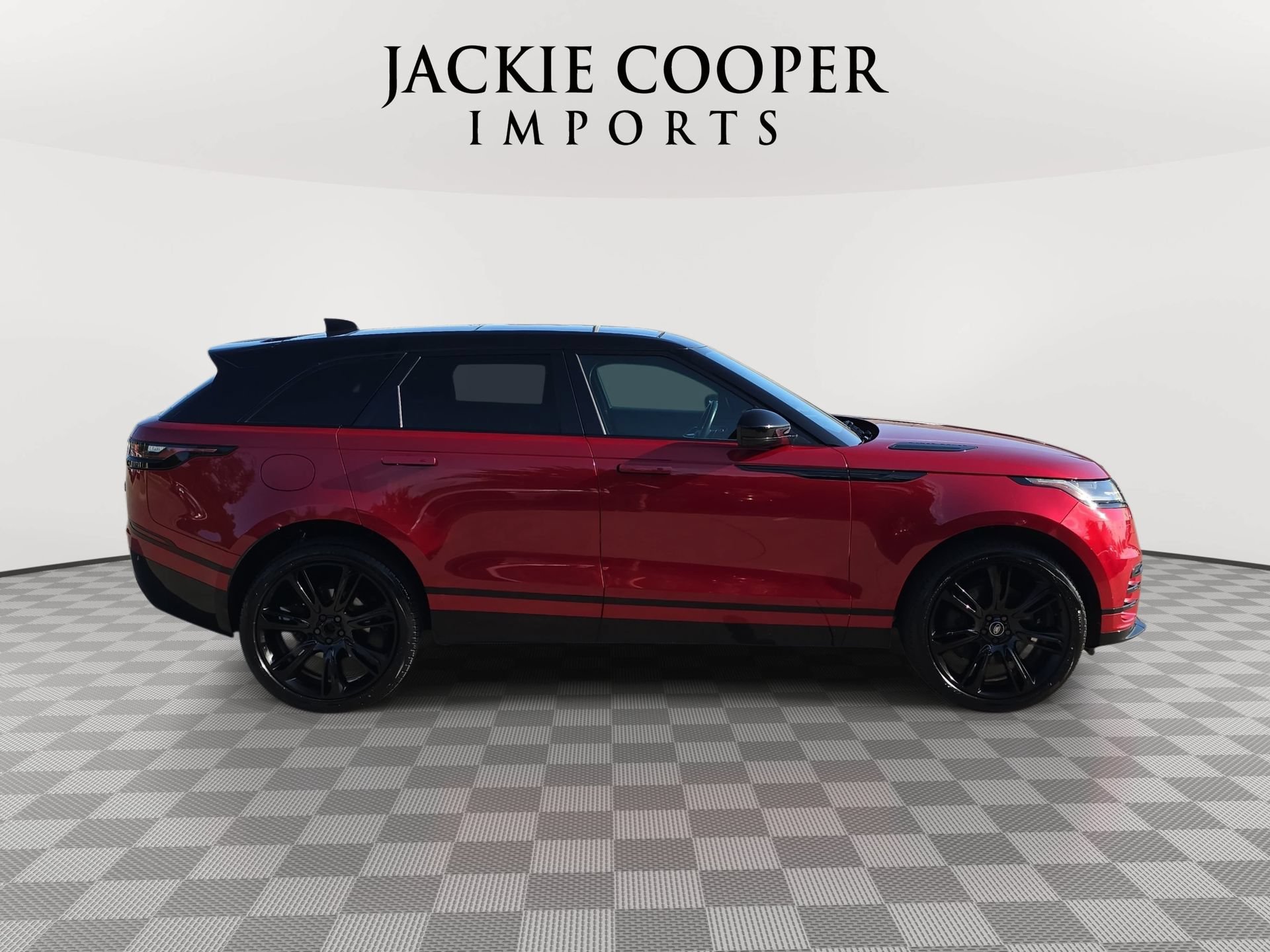 Used 2023 Land Rover Range Rover Velar R-Dynamic S AWD/4WD image 4