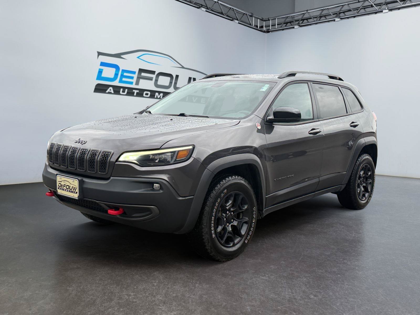 Used 2022 Jeep Cherokee Trailhawk w/ Sun & Sound Group AWD/4WD image 7