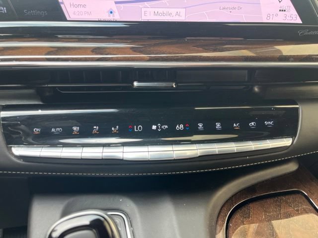 Used 2021 Cadillac Escalade ESV Sport Platinum RWD image 18
