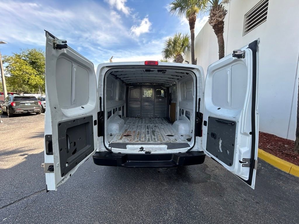 Used 2021 Nissan NV 1500 S image 29