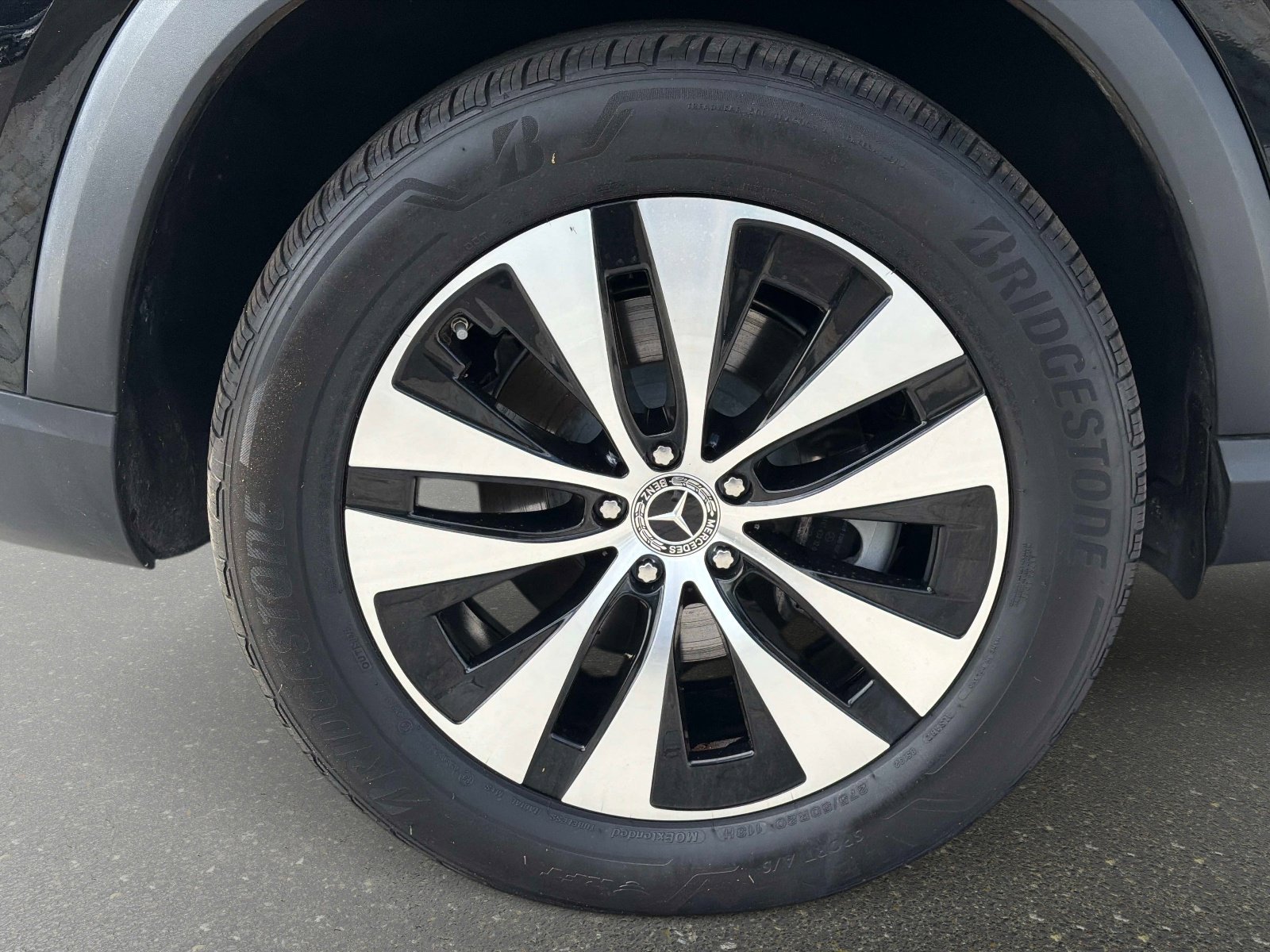 Used 2025 Mercedes-Benz GLE 450e 4MATIC image 13