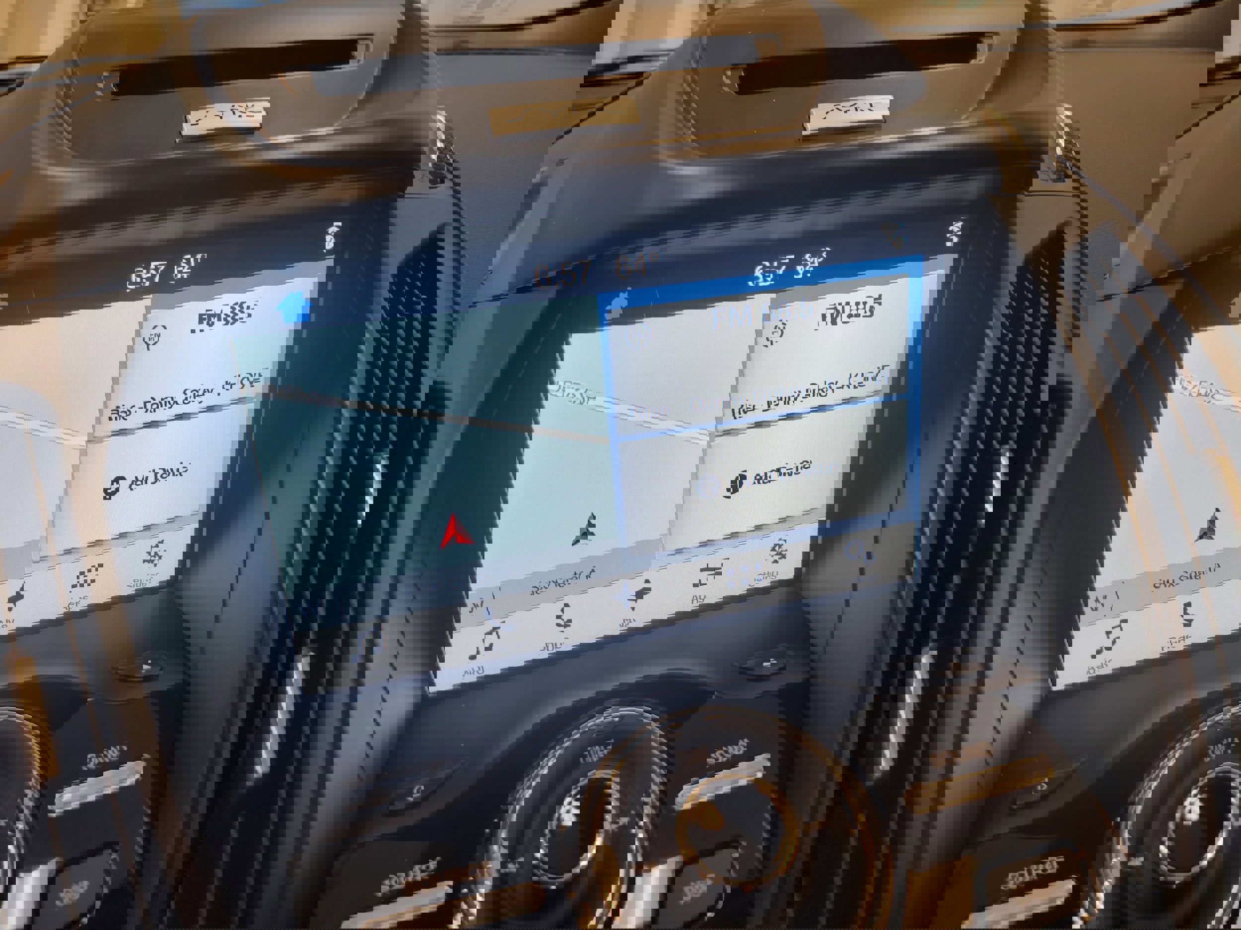 Used 2017 Ford Escape Titanium image 17