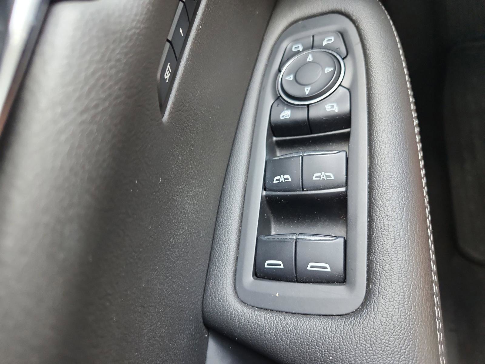 Used 2022 Cadillac XT6 Sport w/ Technology Package image 25