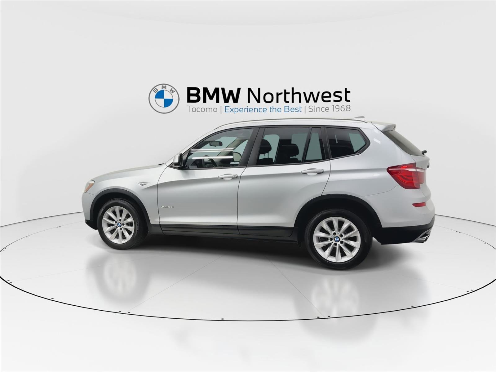 Used 2017 BMW X3 sDrive28i RWD image 11