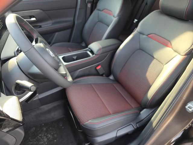 New 2026 Nissan Kicks SR w/ SR Premium Package AWD/4WD image 29