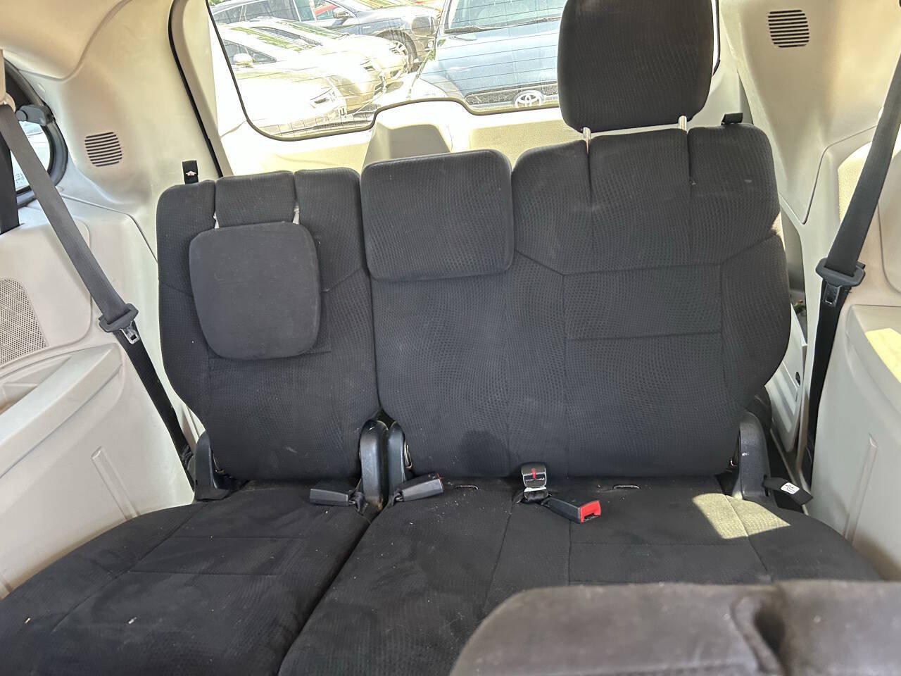 Used 2011 Dodge Grand Caravan Mainstreet w/ PWR Convenience Group FWD image 9