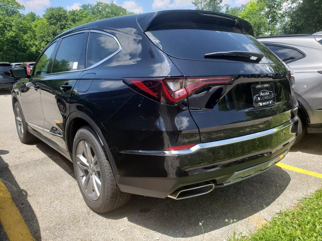 New 2026 Acura MDX SH-AWD image 4