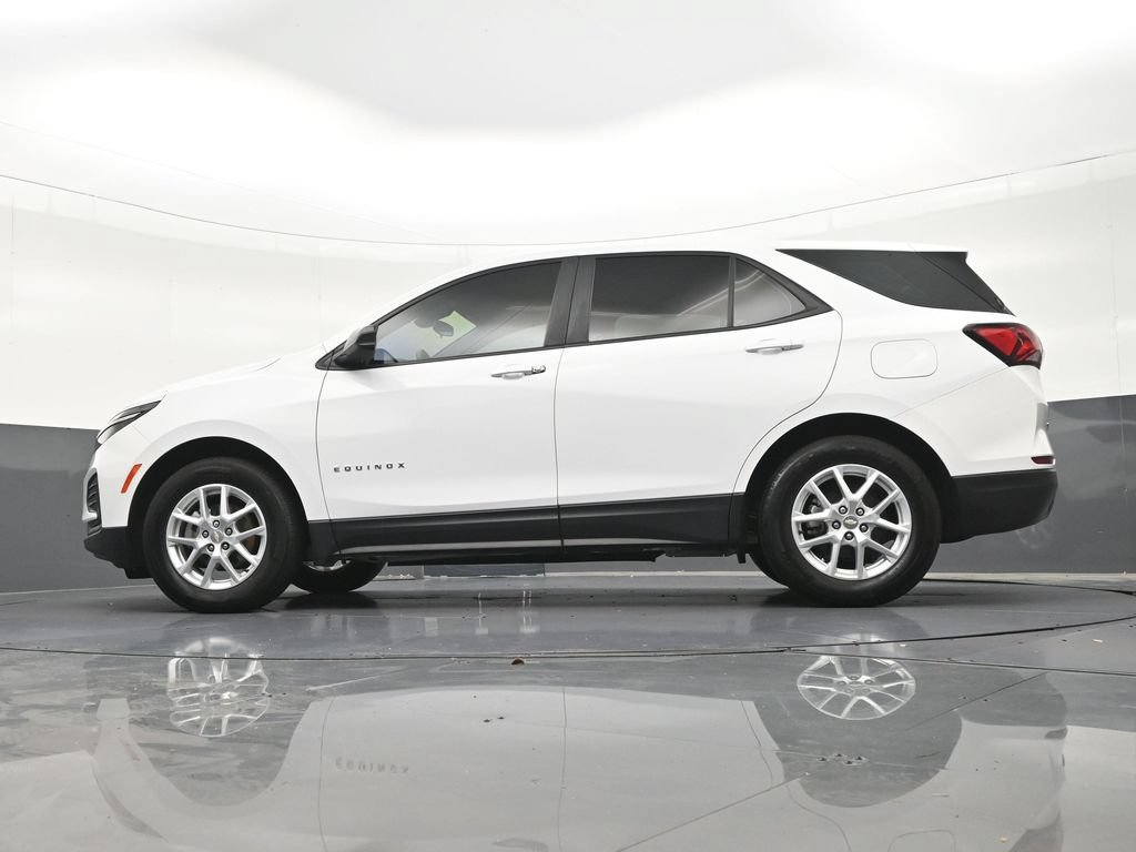 Used 2023 Chevrolet Equinox LS FWD image 30