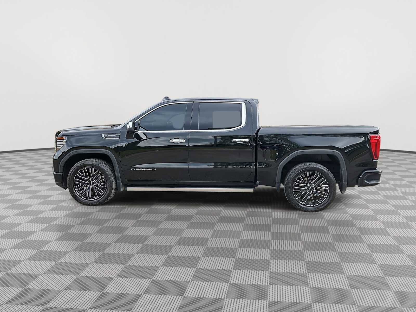 Certified 2022 GMC Sierra 1500 Denali Ultimate AWD/4WD image 5