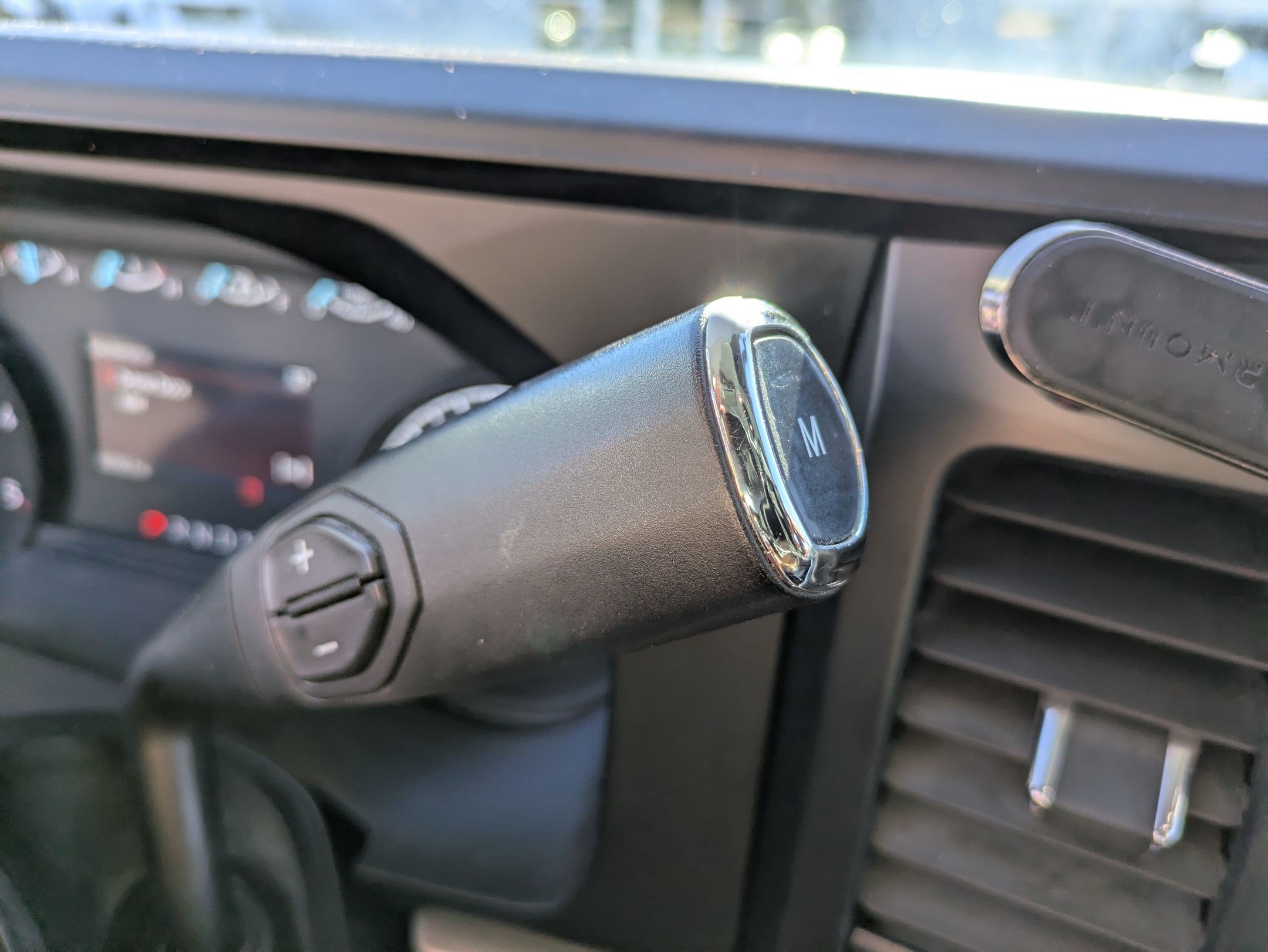 Used 2023 Ford F350 XLT AWD/4WD image 25