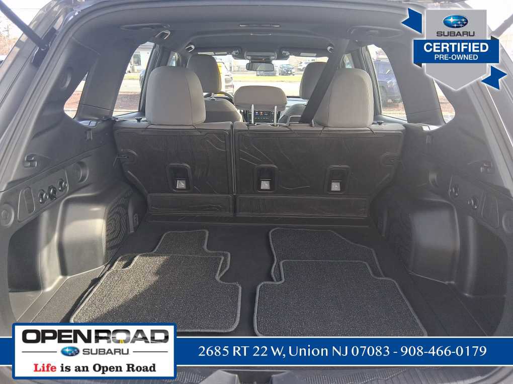 Used 2025 Subaru Forester AWD/4WD image 9