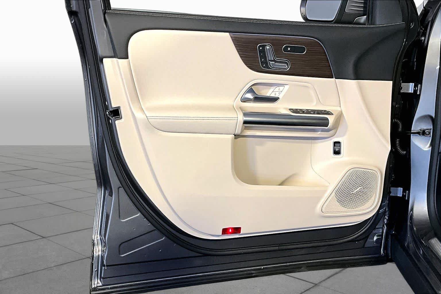 New 2026 Mercedes-Benz GLA 250 4MATIC image 11