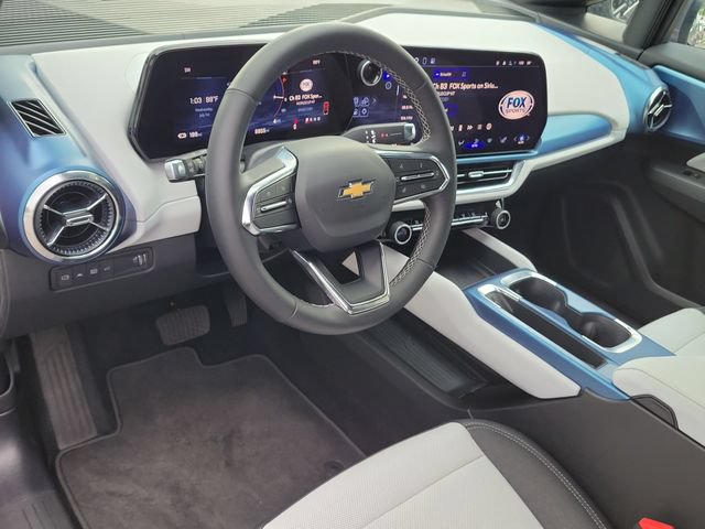Certified 2025 Chevrolet Equinox EV LT FWD image 18
