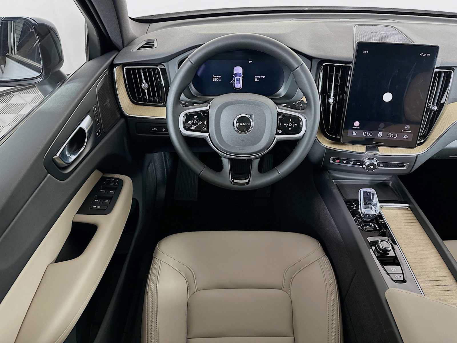 New 2026 Volvo XC60 T8 Plus w/ Protection Package AWD/4WD image 20