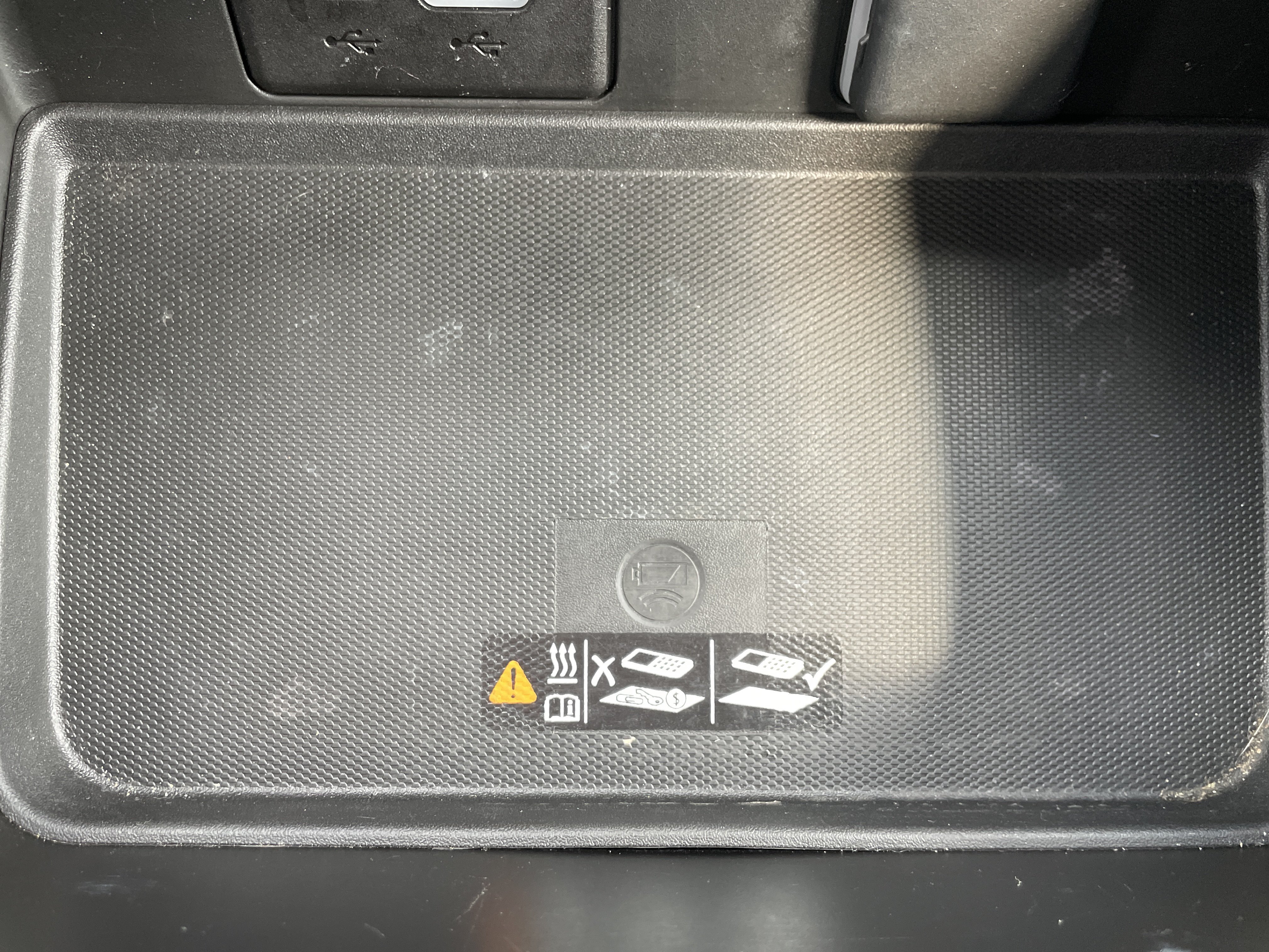 Used 2023 Chevrolet Suburban High Country AWD/4WD image 43