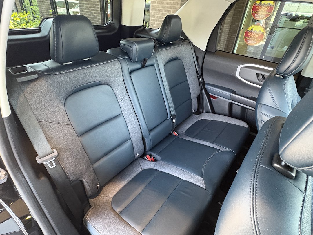 Used 2023 Ford Bronco Sport Outer Banks AWD/4WD image 31