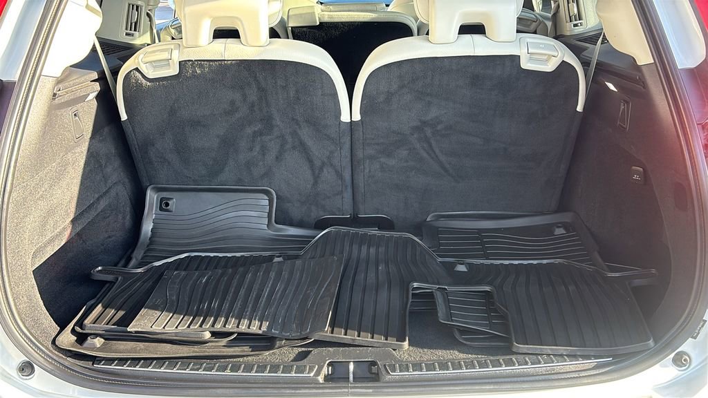 Used 2023 Volvo XC90 B5 Core w/ Climate Package image 30
