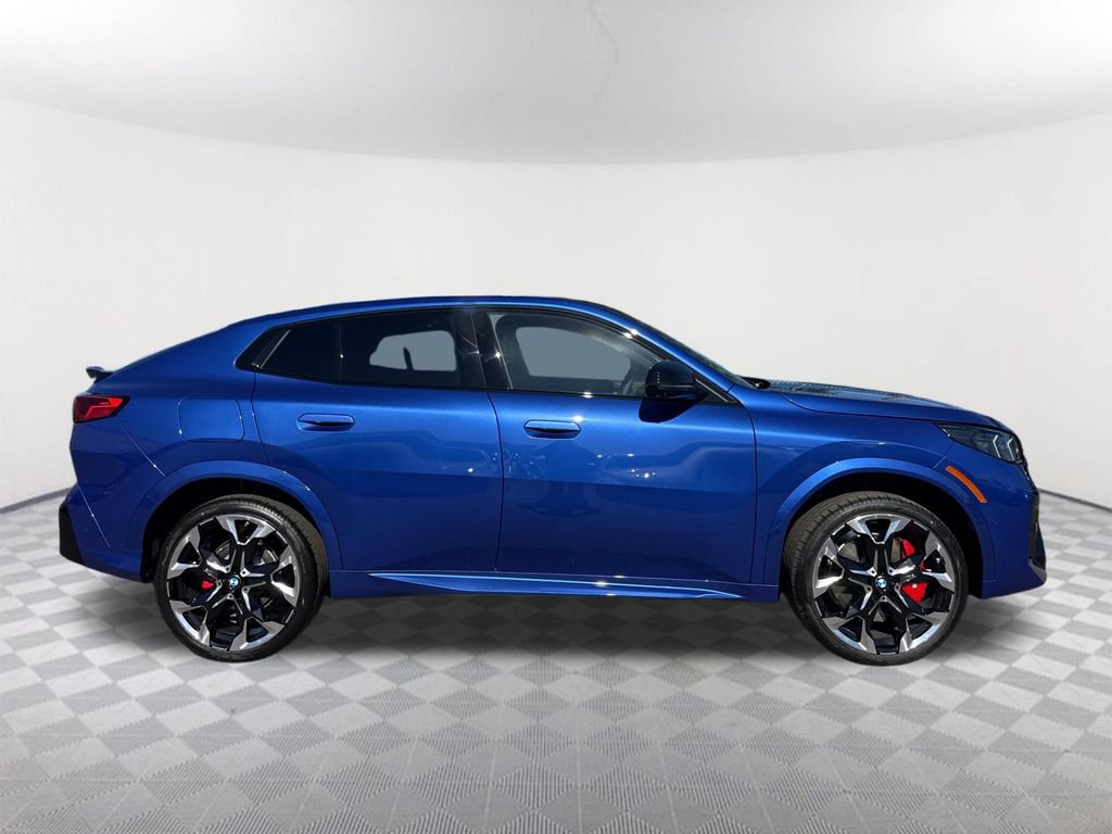 New 2026 BMW X2 xDrive28i w/ Technology Package AWD/4WD image 3