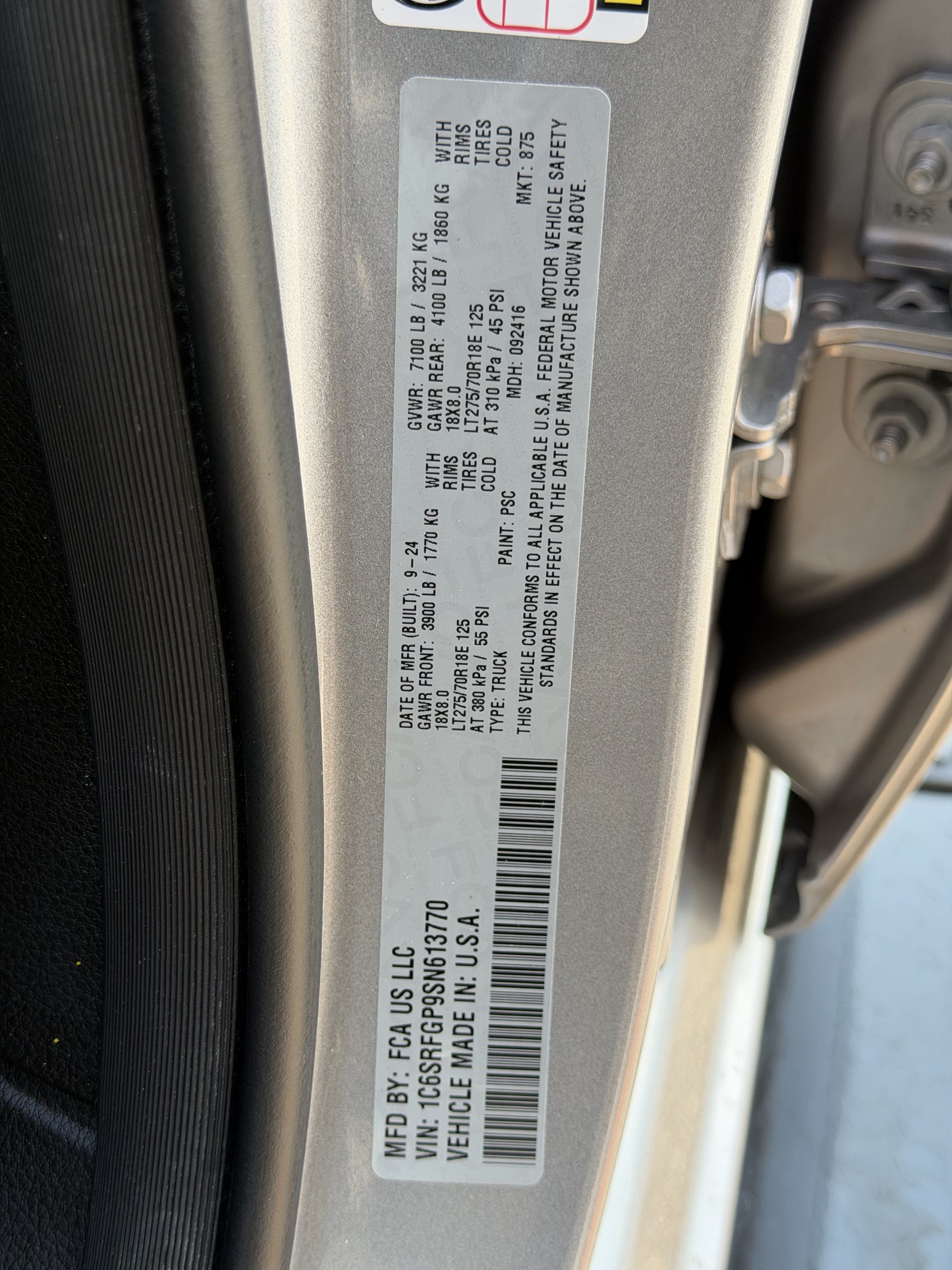 Used 2025 RAM 1500 Warlock AWD/4WD image 35