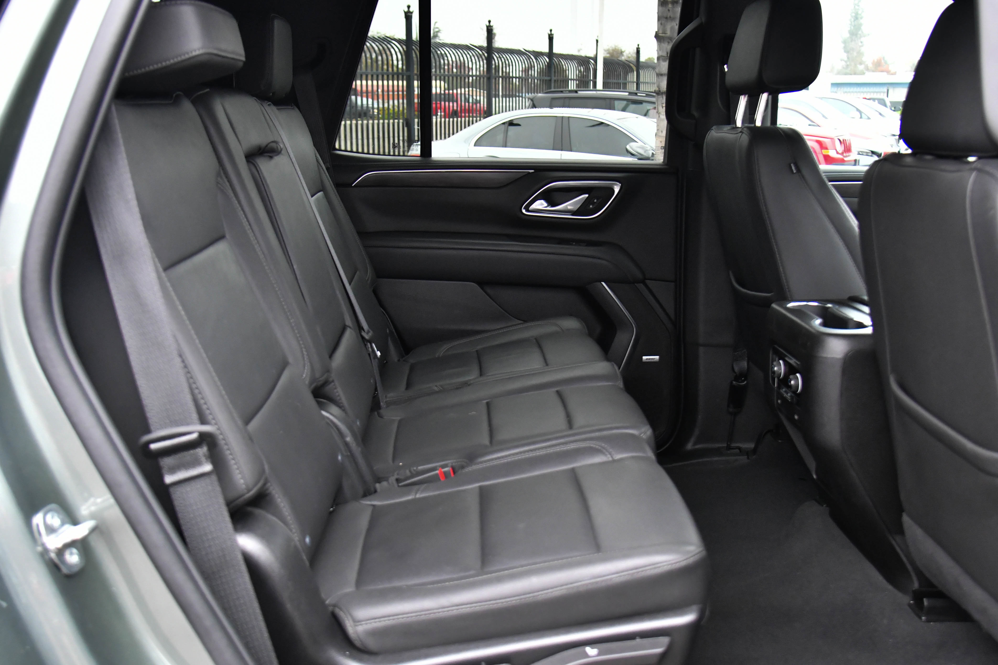 Used 2024 Chevrolet Tahoe LT image 46