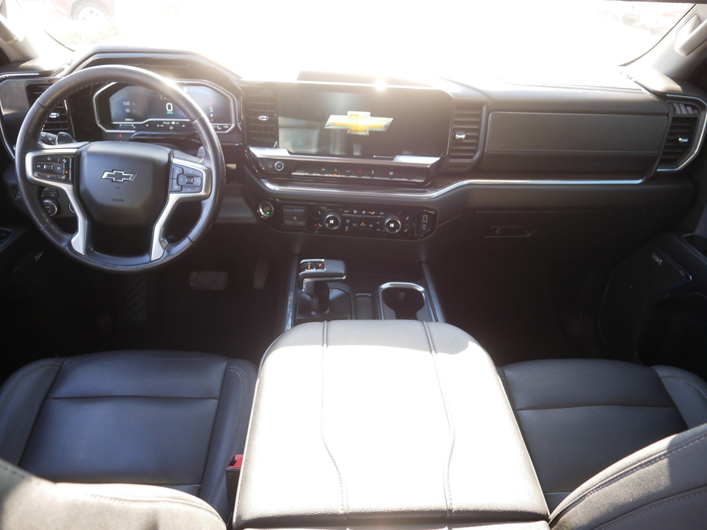 Used 2023 Chevrolet Silverado 1500 RST w/ Redline Edition image 10