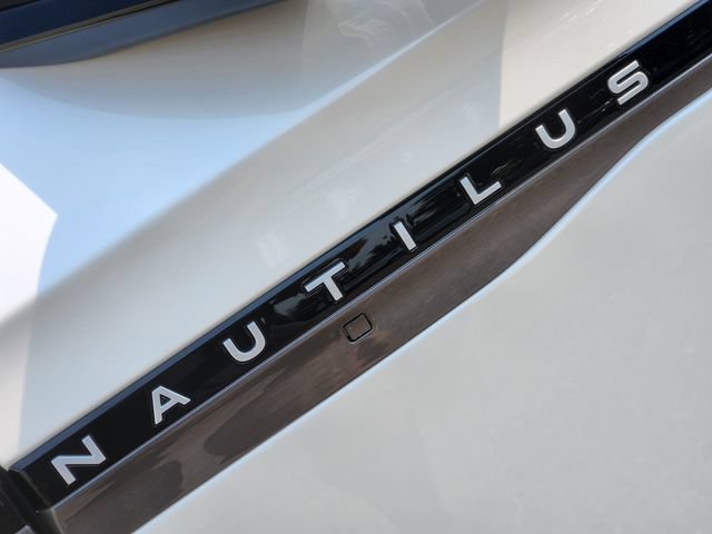 New 2026 Lincoln Nautilus Premier w/ Equipment Group 102A AWD/4WD image 16