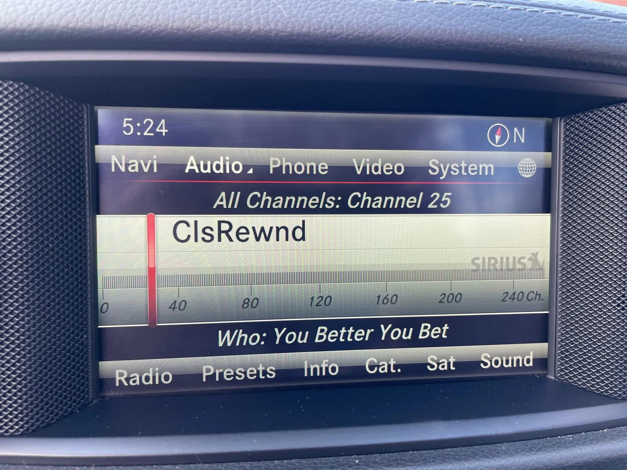 Used 2016 Mercedes-Benz SL 550 w/ Driver Assistance Package image 31