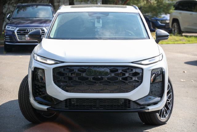 New 2026 Audi Q3 quattro 2.0T AWD/4WD image 20