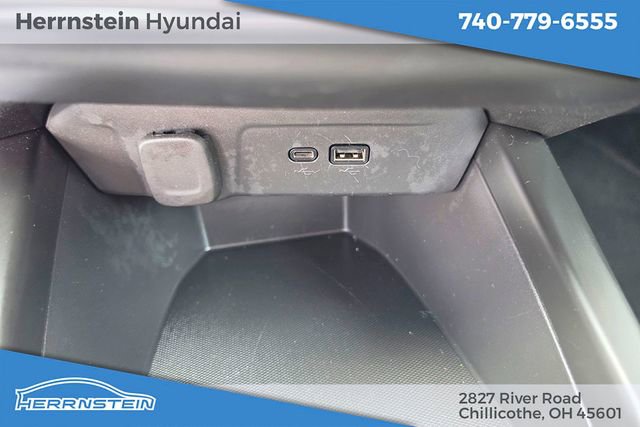 Used 2025 Chevrolet Trax LS w/ LS Convenience Package FWD image 18