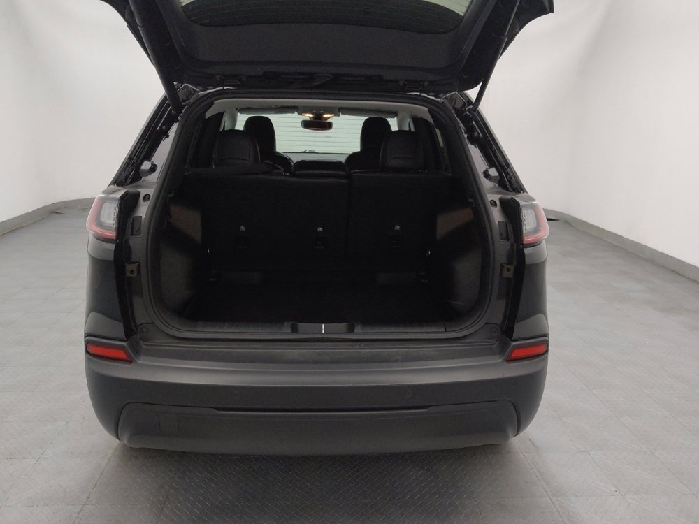 Used 2023 Jeep Cherokee Altitude Lux image 29