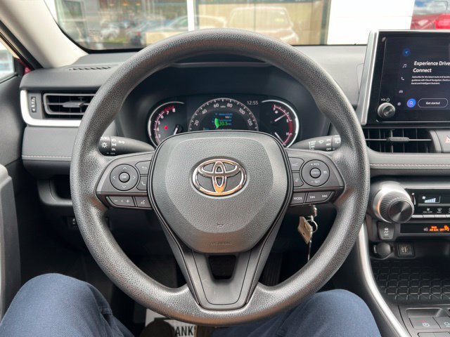 Used 2024 Toyota RAV4 LE AWD/4WD image 16