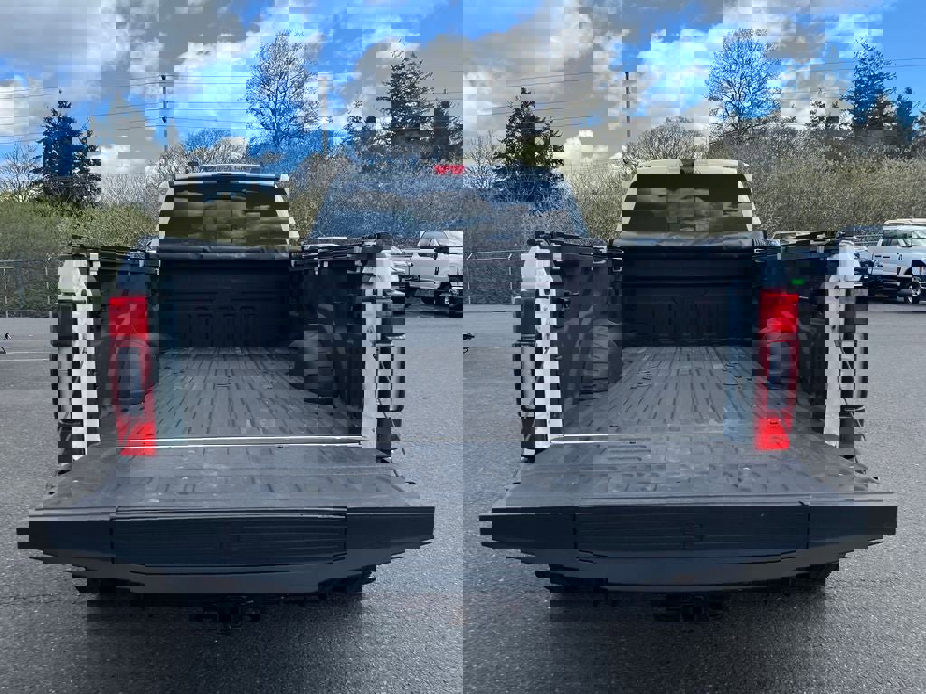 Used 2020 Ford F450 Platinum w/ Camper Package image 27