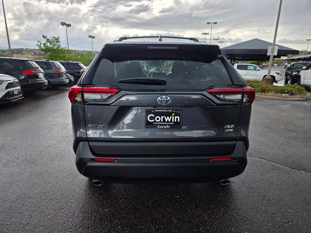 Used 2025 Toyota RAV4 XLE Premium image 8