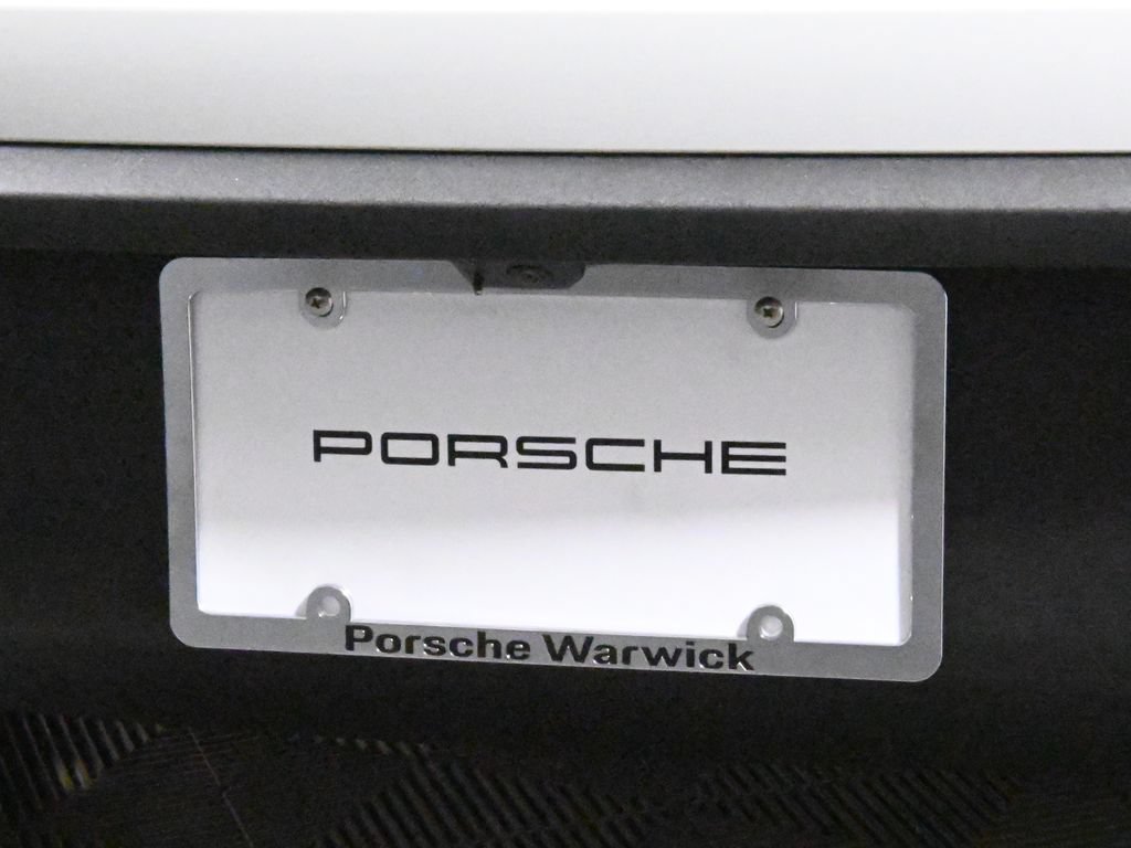 Used 2026 Porsche Macan AWD/4WD image 15