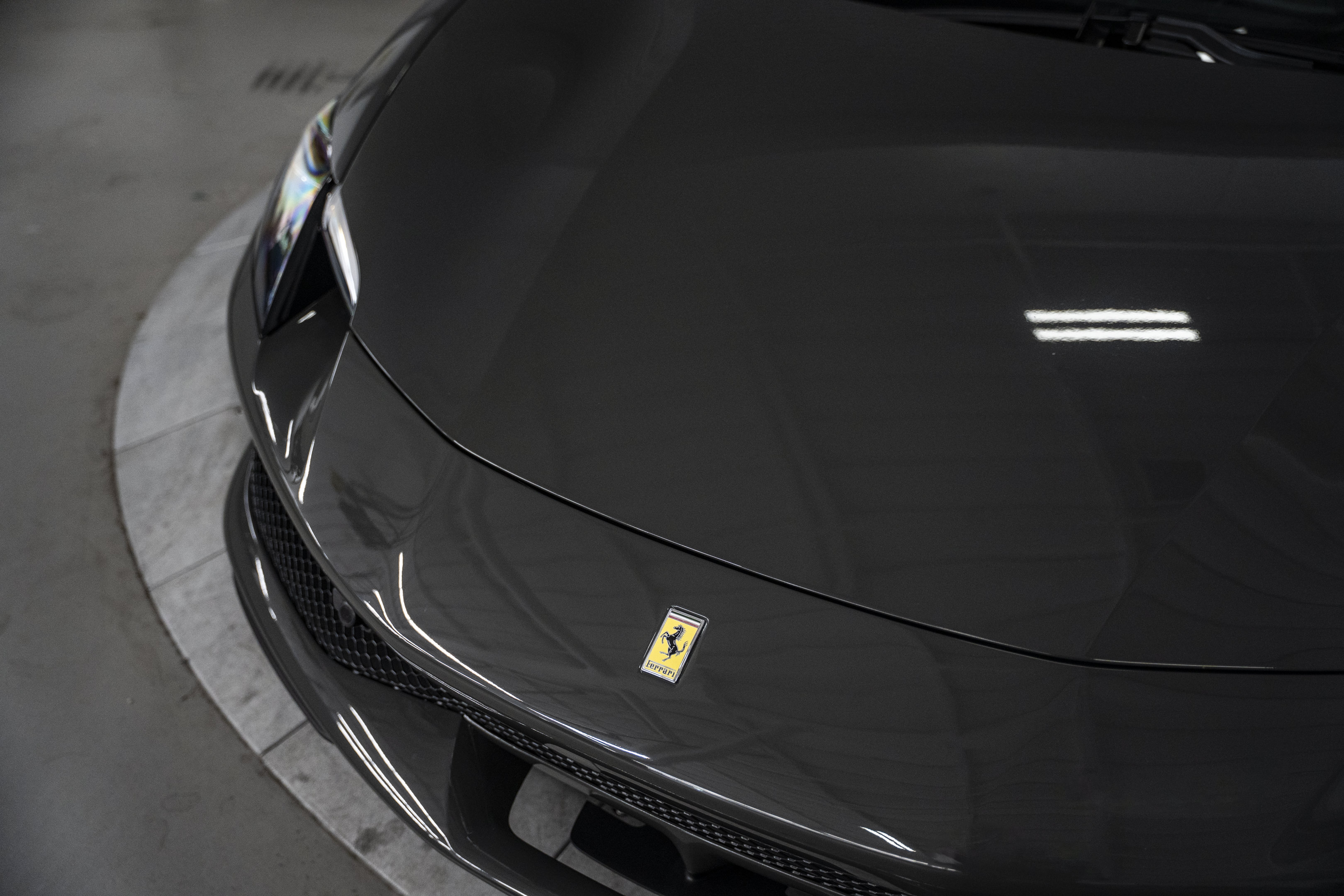 Used 2025 Ferrari 296 GTB RWD image 15