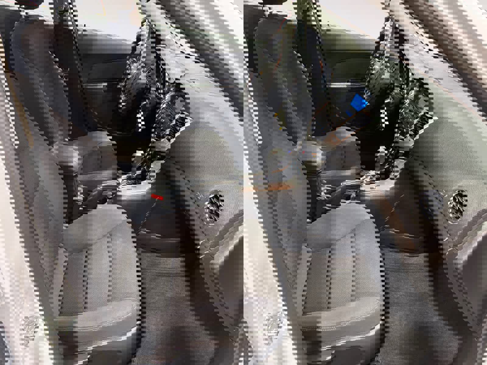 Used 2014 Chevrolet Cruze LT image 16