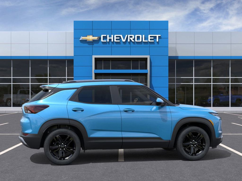 New 2026 Chevrolet TrailBlazer LT w/ Midnight Edition AWD/4WD image 5
