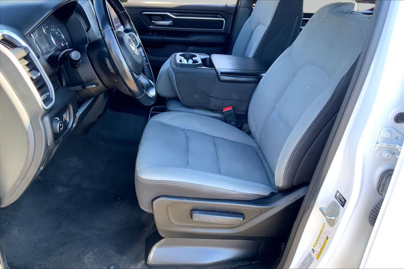 Used 2023 RAM 1500 Big Horn AWD/4WD image 8