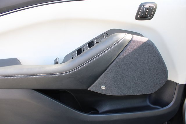 Used 2021 Ford Mustang Mach-E Premium image 11