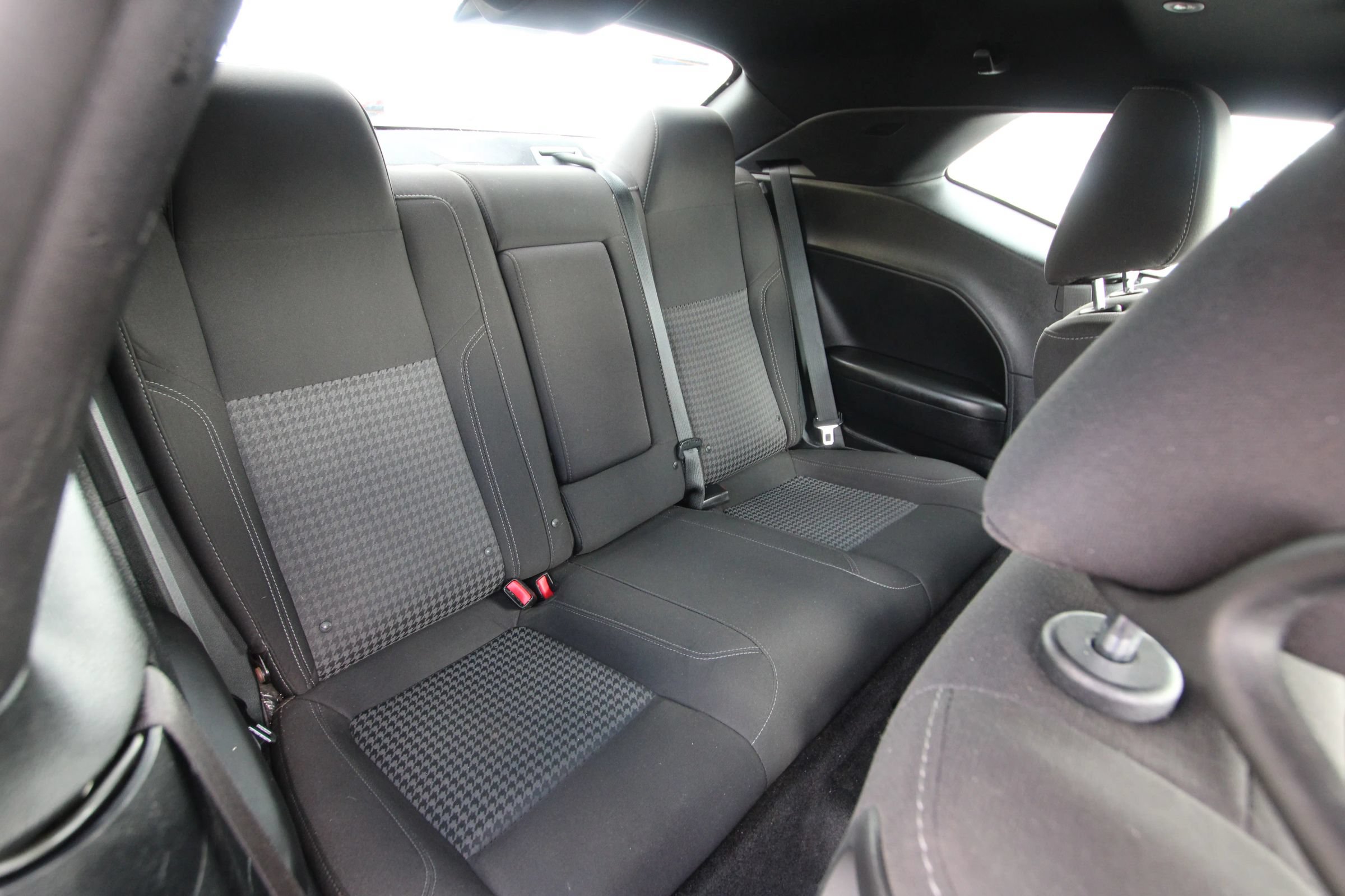 Used 2015 Dodge Challenger R/T w/ Quick Order Package 28B R/T RWD image 11