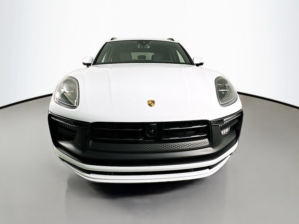 New 2026 Porsche Macan GTS AWD/4WD image 6