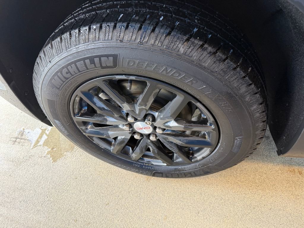 Used 2019 GMC Acadia SLT image 8