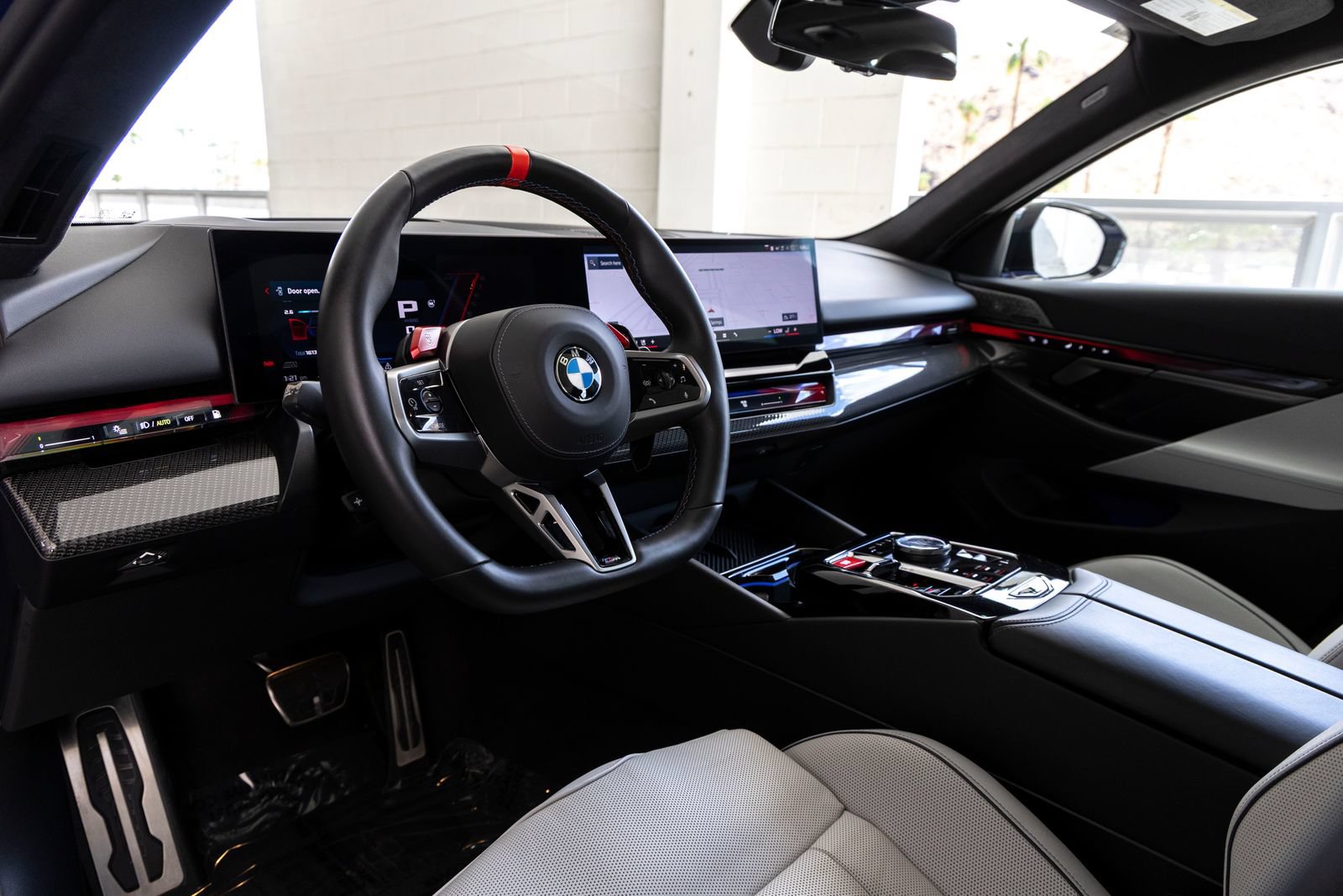 Certified 2025 BMW M5 Touring AWD/4WD image 17