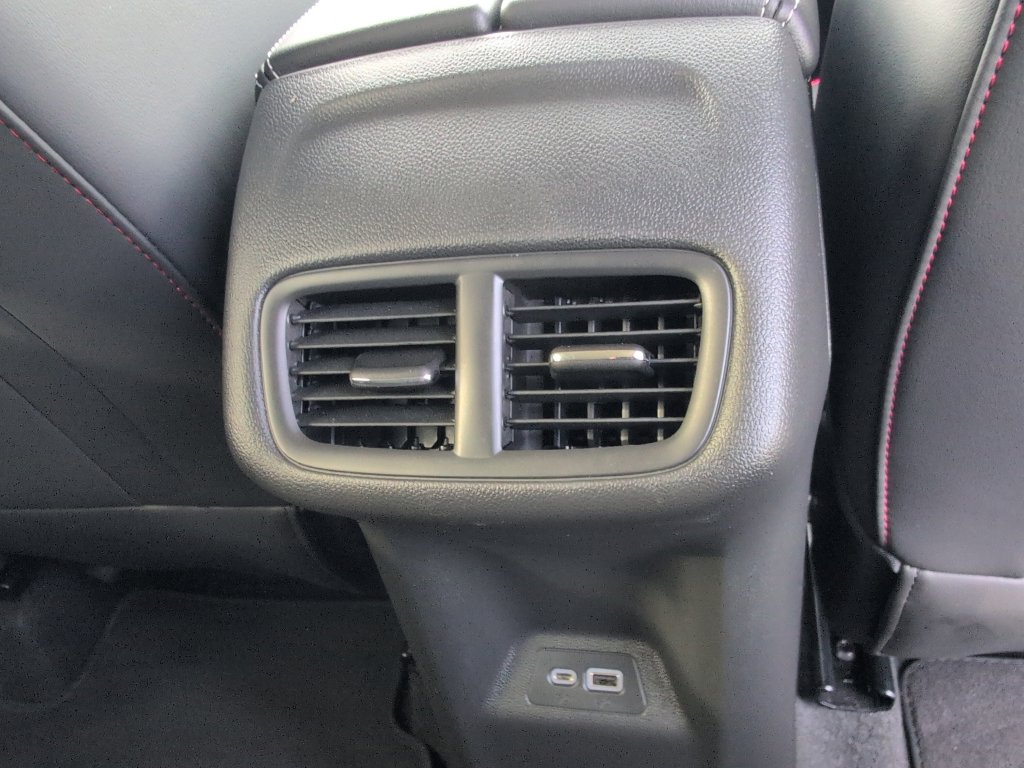 Used 2023 Buick Envision Essence w/ Technology Package I image 16